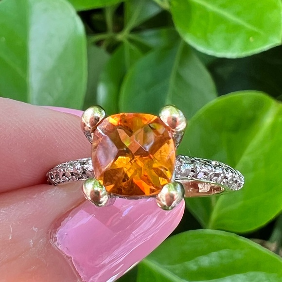 VINTAGE  DESIGNER 14K YELLOW GOLD CHECKERBOARD CUT CITRINE PAVE DIAMOND RING - Picture 8 of 16